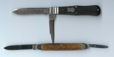 The Pennsylvania Knife Co is a salesman sample with different handles on each side. The Quaker is the ebony handle and I am growing fonder of this handle materail by the day. It speaks of a common mans knife that was meant to be used. I have a lot of OLD knives in the materail and as I said, I am enjoying them very much