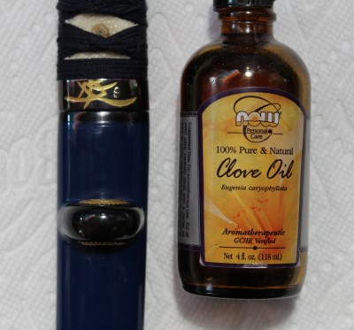 Traditional Japanese blades get traditional oil.JPG