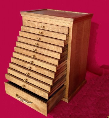 Large-QSRO-12-Drw-Jewelry-Box.jpg