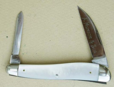Robeson Wharnecliff Penknife.jpg