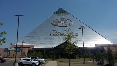 Bass Pro store memphis