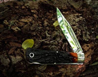 2012-tuna-valley-lockback-clip-amber-01-lo.jpg