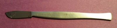 Ulster-Scalpel.jpg