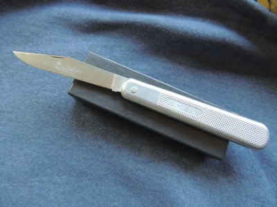 Queen Cutlery, 45, Big Chief
