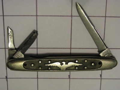 PetersBros.CelebratedCutleryWhittler1 001.jpg