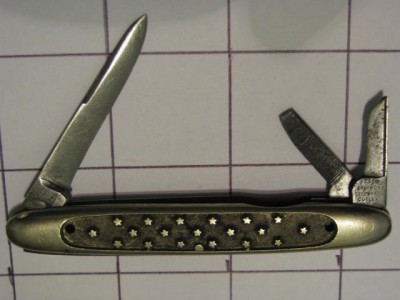 PetersBros.CelebratedCutleryWhittler1 002.jpg