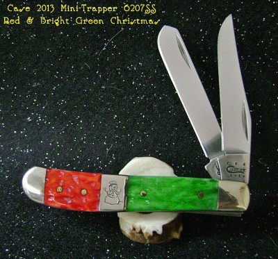 Case 2013 Mini-Trapper 6207SS Red & Bright Green Christmas - Labeled.JPG