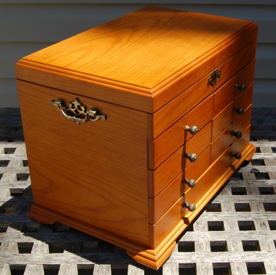 Knife Chest 8.jpg