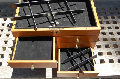 Knife Chest 3.jpg