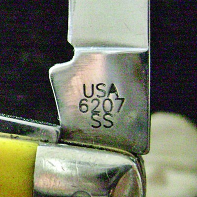 2010 Case Mini-Trapper 6207 SS Yellow -Pattern Stamp.JPG