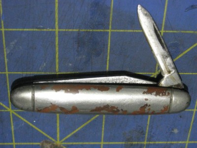 SyracuseKnifeCoShellHandledJackWithClipMasterBlade 33cents 002.jpg