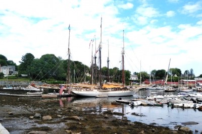 Camden Harbor, ME (low tide)