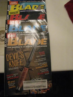 KnifeWorld&BladeMagazine$4.90 002.jpg
