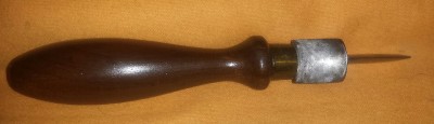 Henckel Leather Tool 2.jpg