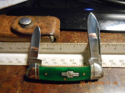 It's a tiny little thing, 2 3/4"+/-