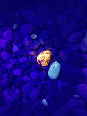 yooperlite-rock-1.jpg