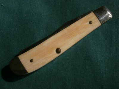 1985 Case IV207 Mastadon Ivory Mini Trapper