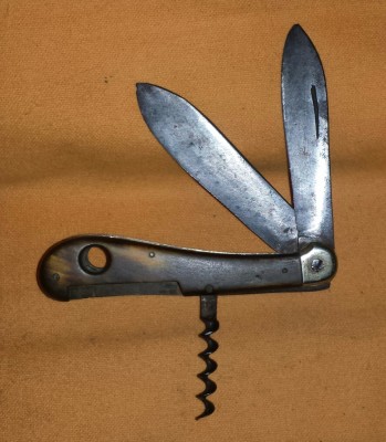 Vintage 19th c. Horn Bartenders Cigar Cutter (3).jpg