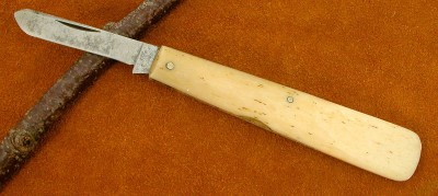 Blade Open DSCN7233.JPG