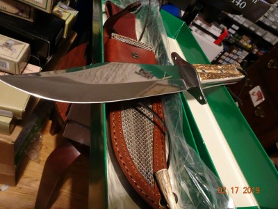 Hen & Rooster Diamond Edition Stag Bowie 002.jpg
