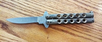Parker - Japan - Balisong - 4¼ in closed.jpg