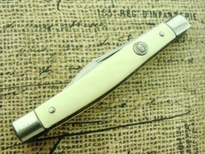 Imperial Celluloid Pearl Slim Jack 005.jpg