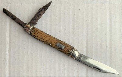 Schrade-Walden Whittler.jpg