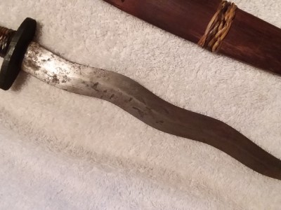 snakeknife1.jpg