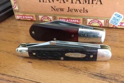 '70 Case #62009 1/2 Barlow with CV &amp; bone &amp; Camillus #72 Carpenter's &amp; Whittler's Knife with carbon &amp; bone