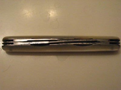 UnmarkedFancyPearl4BladePen 003.jpg