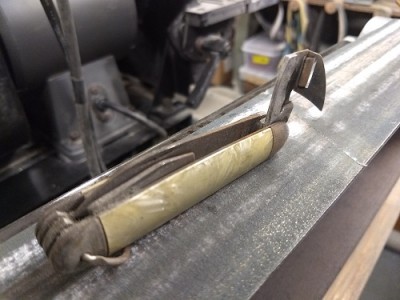 HAMMER BRAND WITH P38r.jpg