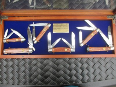 Canal Street Giraffe Bone Set