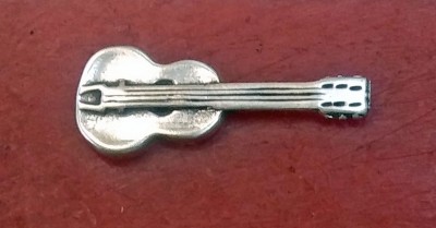 AG Russell Cattaraugus e sterling silver shield.jpg