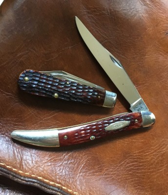 1972 #61093 Texas Toothpick &amp; 1940-'64 #6216 1/2 Barehead Jack, both with CV &amp; bone