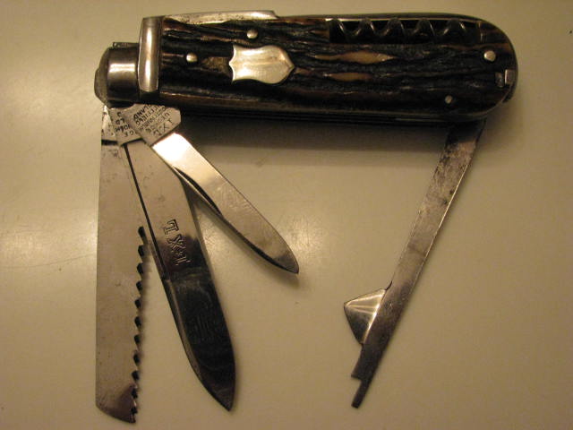 IXL Knives4.jpg