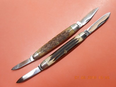 Both knives had what appeared to be tar paper residue on the blades.  That just ain't right!