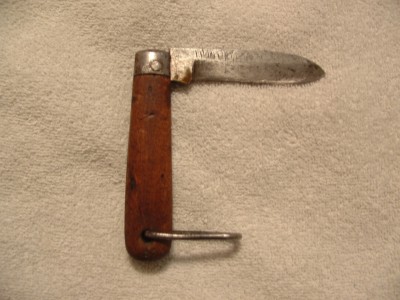 Picture #2 this is the back side of the knife. Like I said, sorry about the picture quality!