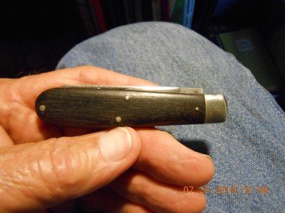 3 1/2" Stainless Supreme, single blade, wooden handle