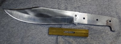 a – Blank Blade and plain brass bar.jpg