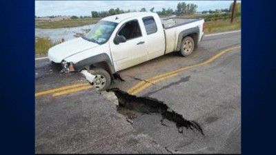 13truckcrash2.jpg