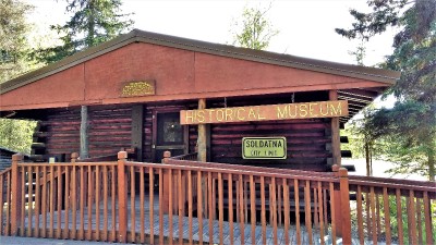 Homesteader cabin