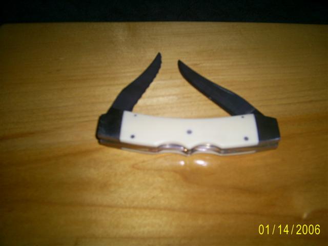 case knives 002 (Small).jpg