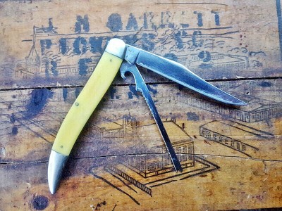 Camillus 25 Fish Knife Pile Blades.jpg
