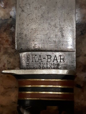 Kabar 4 and 8 tang stamp PAt's 1935 and later cell handled knives.jpg