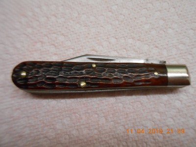 6202 1/2 '65-'69 stamp. ()crack between pins