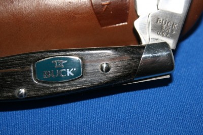 CanonXTiEFS1855mmf3_55_6ISBuck301withSheath011.jpg