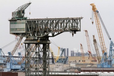 HAMMERHEAD CRANE - NNSY.jpg