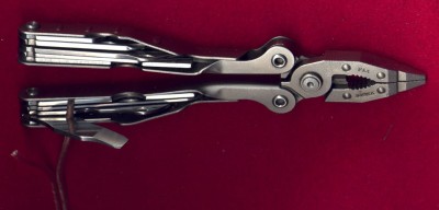 ST1 wire stripper 02.jpg