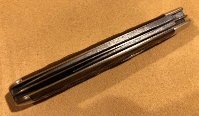 R1063c.jpg