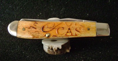 Case 2016 Mini Trapper 6207 SS Embossed Burnt Persimmon Orange Bone - Mark Closed.JPG